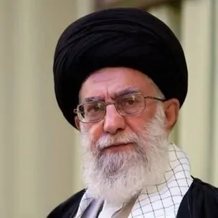 زندگینامه شهید آیت‌الله سید علی خامنه‌ای